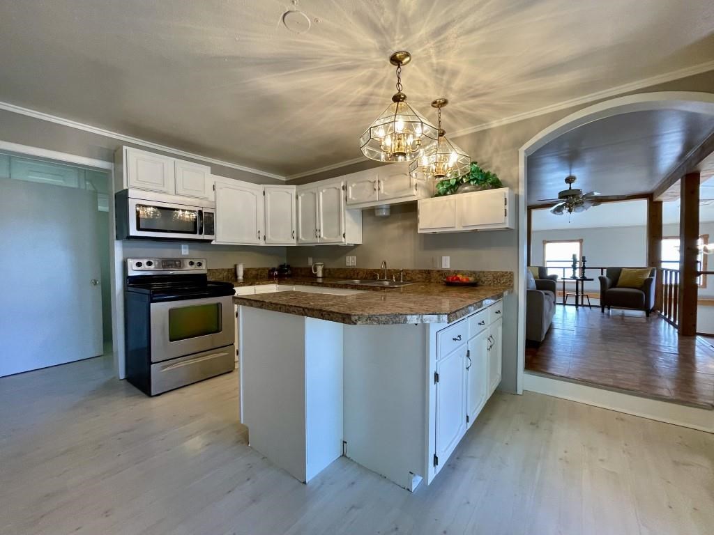 392-27 27 1/2 Road Grand Junction, CO 81501 - Photo 3 of 28 Gallery Image 3