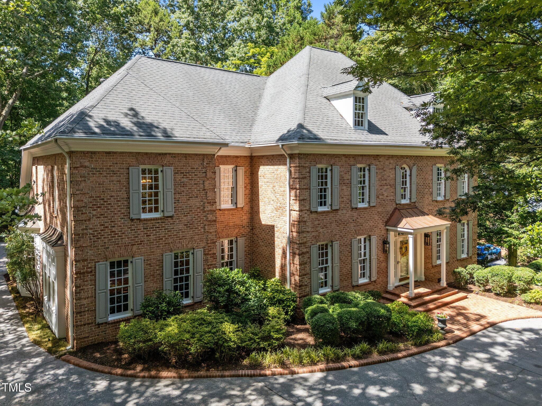 1105 Tazwell Place Raleigh, NC 27612 - Photo 67 of 72 75-web-or-mls-DJI_20250619111300_0647_D