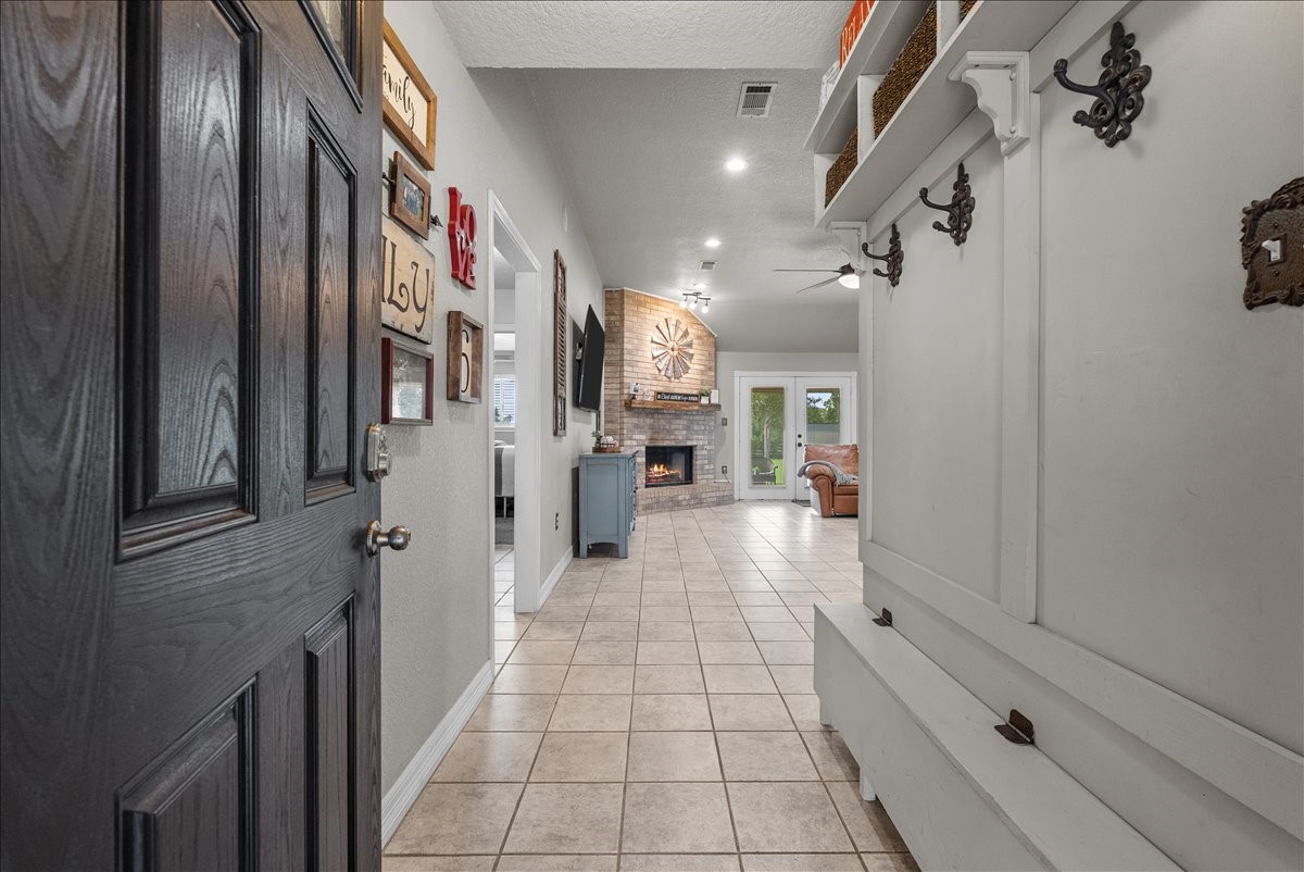 14018 Cimarron Road Santa Fe, TX 77517 - Photo 2 of 24