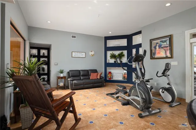 a view of a livingroom with furniture and a livingroom