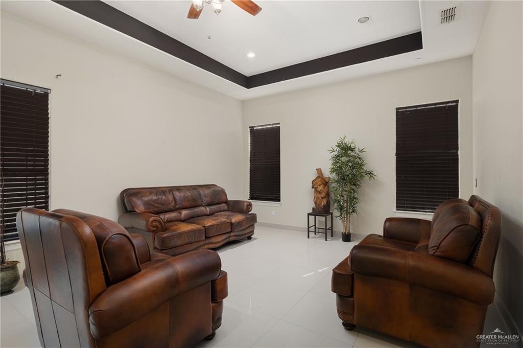 2507 East Mile 5 Road Mission, TX 78573 - Photo 27 of 34 a living room with furniture
