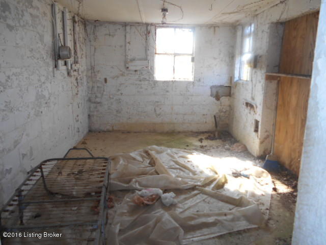 1408 Cardwell Road Harrodsburg, KY 40330 - Photo 13 of 17 Couple rooms have been used to sleep in