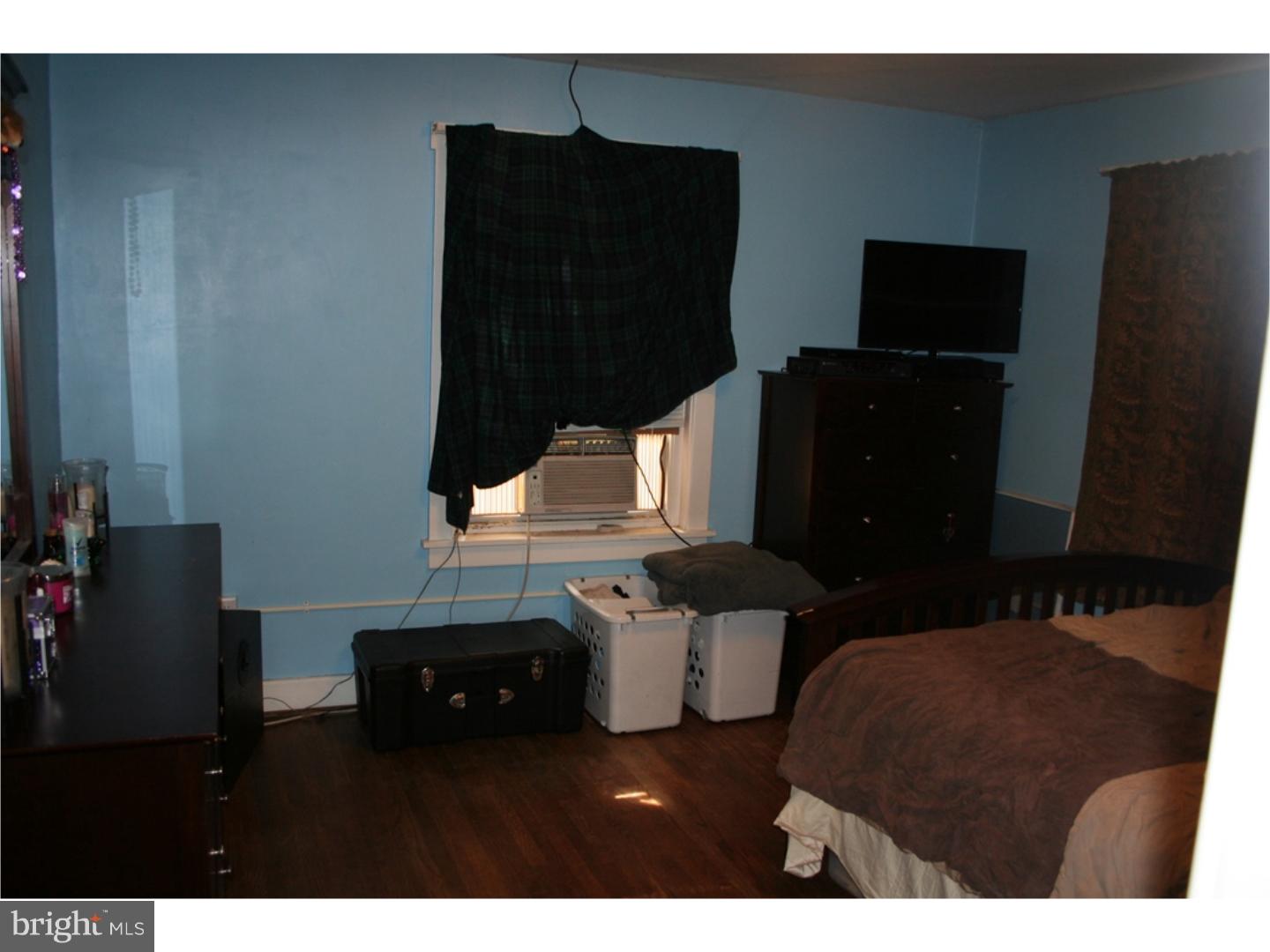 402 Pine Street West Reading, PA 19611 - Photo 12 of 24 Bedroom - Main