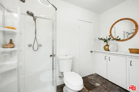 $949,000 | 3214-3216 Shasta Circle South, Los Angeles, CA 90065