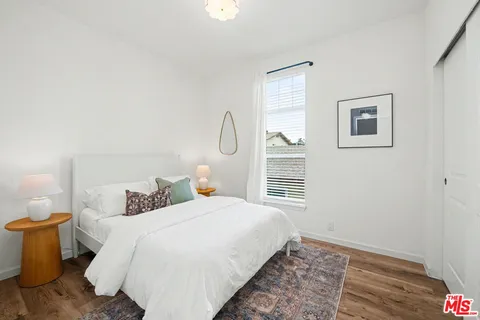 $949,000 | 3214-3216 Shasta Circle South, Los Angeles, CA 90065