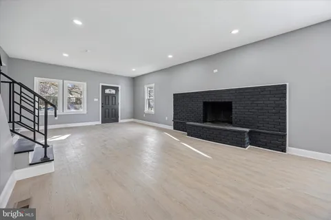 $420,000 | 523 West Glenside Avenue, Glenside, PA 19038