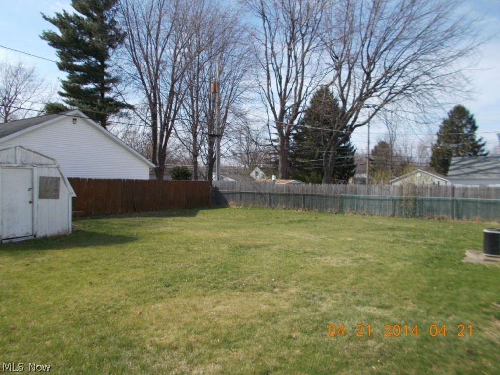 1922 Benjamin Road Madison, OH 44057 - Photo 10 of 11