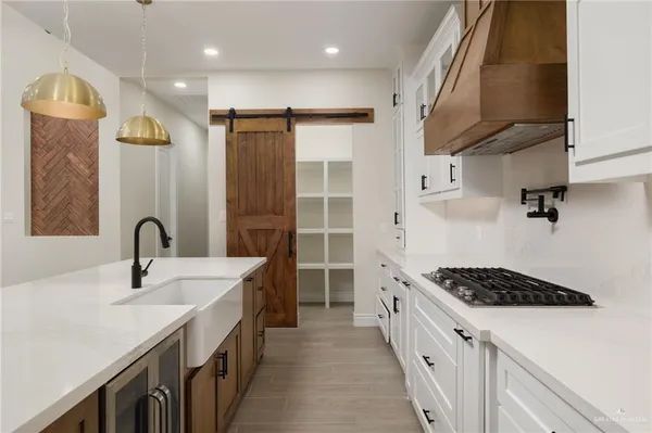 $2,500 | 2817 Linva Avenue, Edinburg, TX 78541