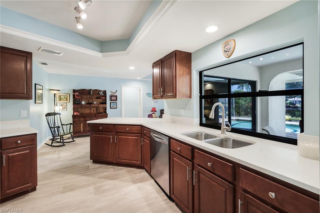 9632 Campbell Circle Naples, FL 34109 - Photo 8 of 28