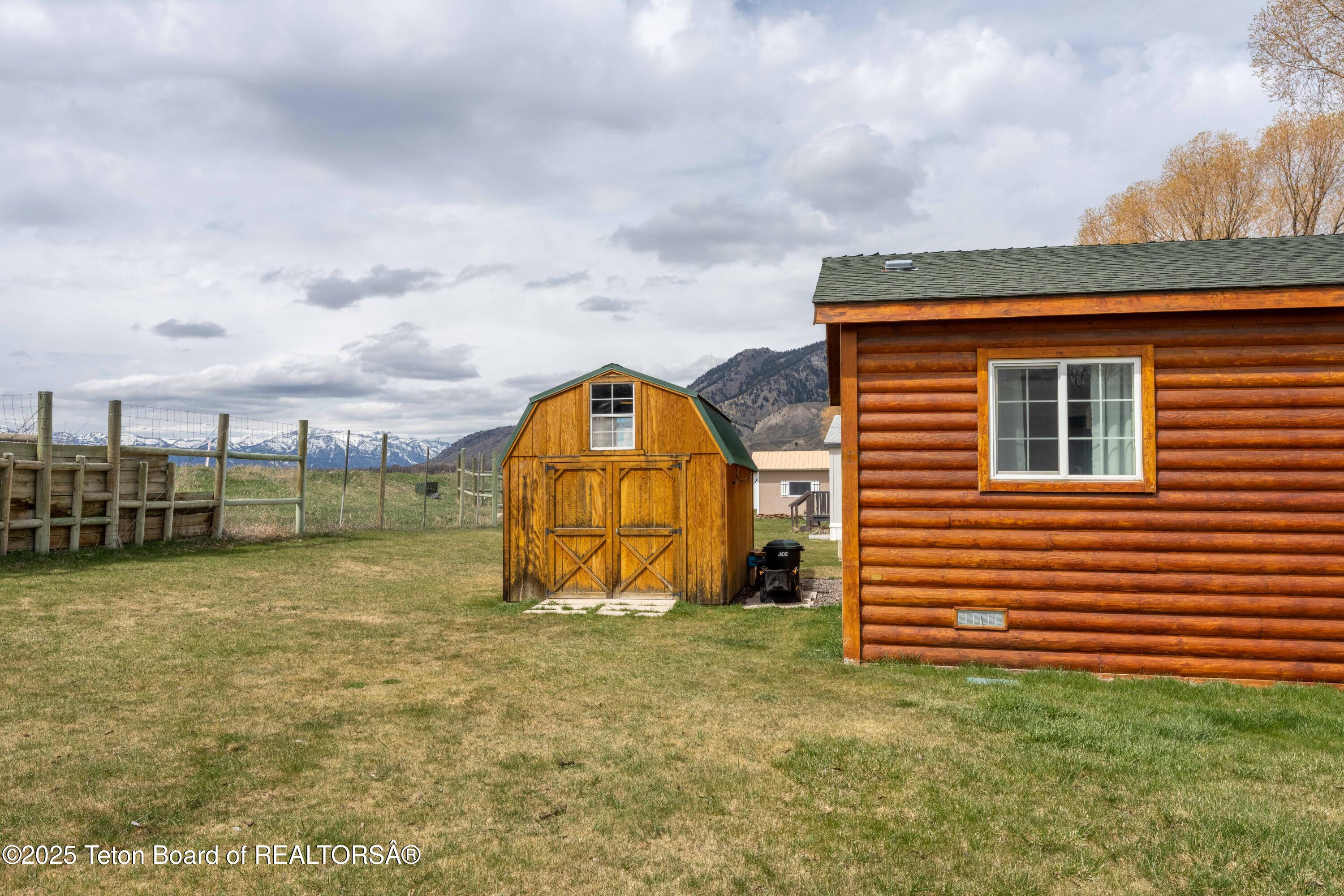 7250 Highway 89, Unit 24 Jackson, WY 83001 - Photo 27 of 30 Evans24_JGPhoto-26