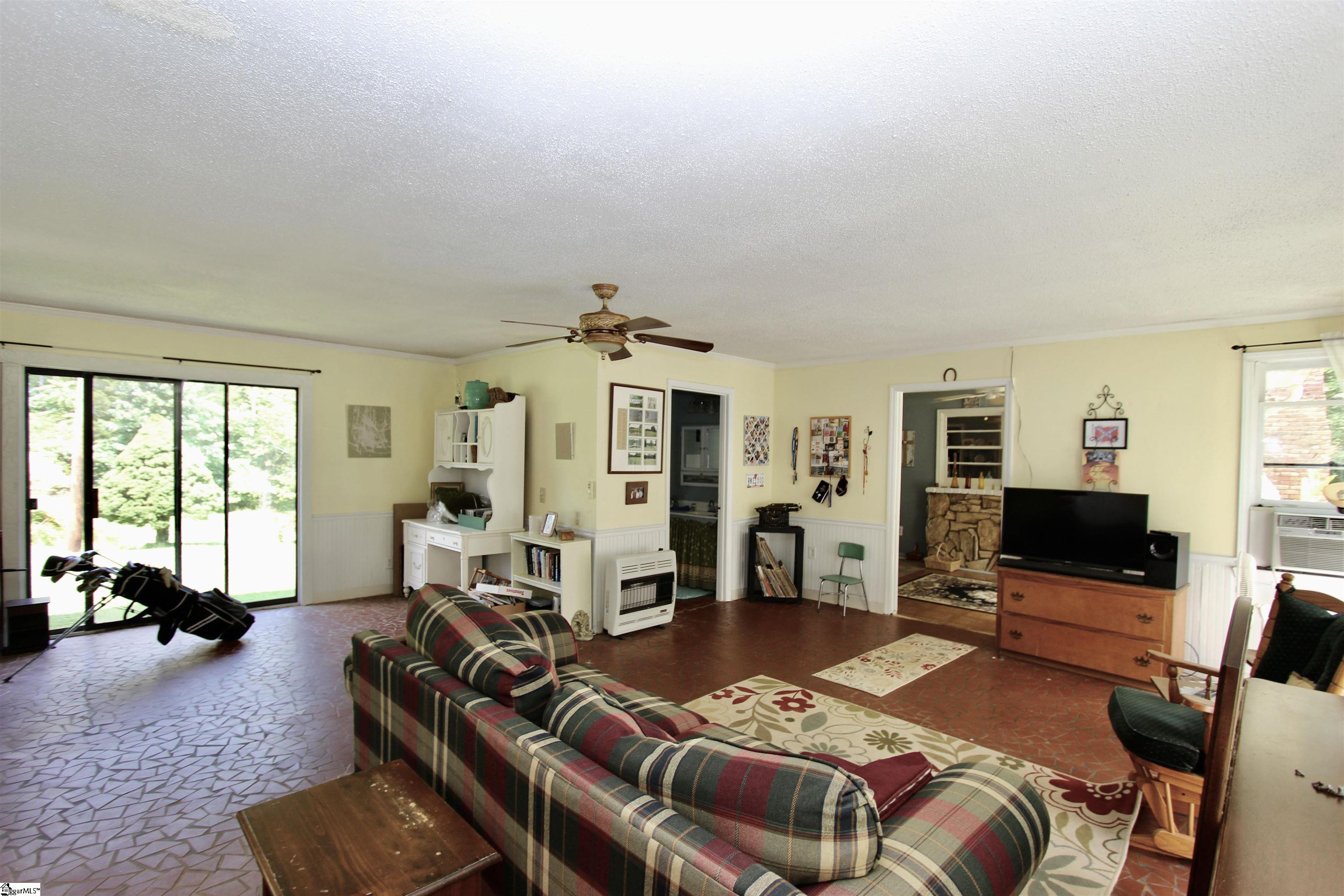 260 Old Corn Mill Road Cowpens, SC 29330 - Photo 8 of 26