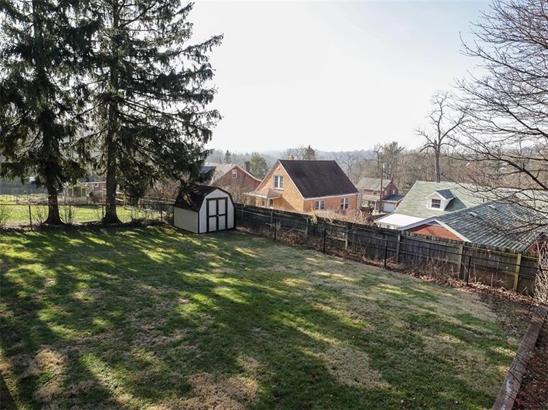336 Highland Road Pittsburgh, PA 15235 - Photo 22 of 25 fully fenced level back yard