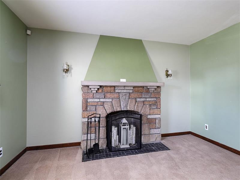 336 Highland Road Pittsburgh, PA 15235 - Photo 6 of 25 Living Room Decorative Fireplace