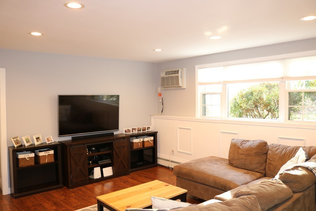 62 Jacqueline Road, Unit 3 Waltham, MA 02452 - Photo 11 of 27 Gallery Image 11