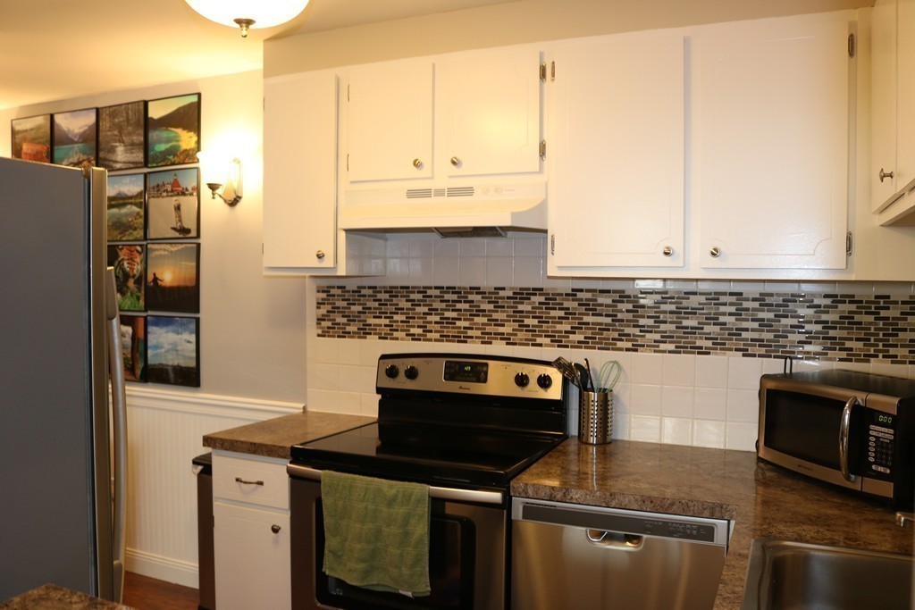 62 Jacqueline Road, Unit 3 Waltham, MA 02452 - Photo 15 of 27 Gallery Image 15