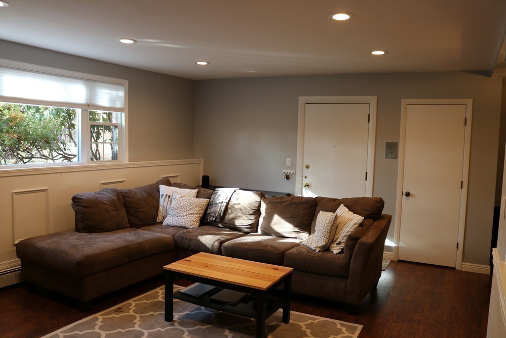 62 Jacqueline Road, Unit 3 Waltham, MA 02452 - Photo 10 of 27 Gallery Image 10