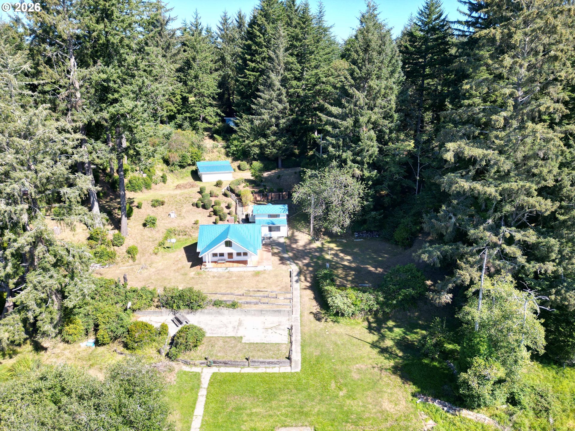 83187 Clear Lake Road Florence, OR 97439 - Photo 2 of 43 Gallery Image 2