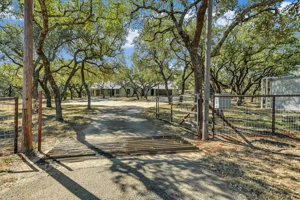 $2,950,000 | 878 Ranch To Market Road 2766, Johnson City, TX 78636