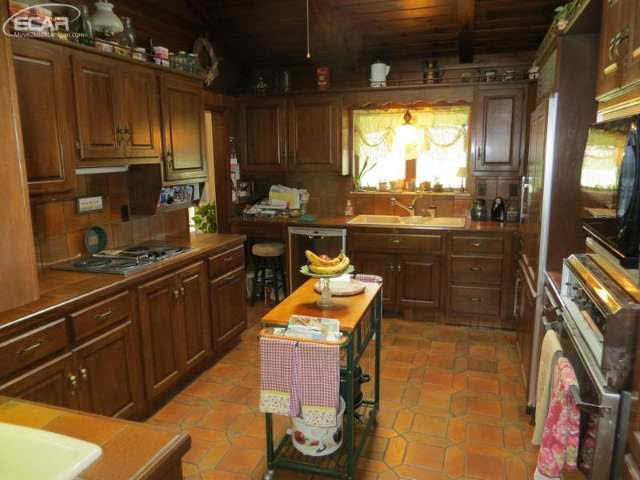 12364 North Genesee Road Clio, MI 48420 - Photo 9 of 34 21136952-8.JPG
