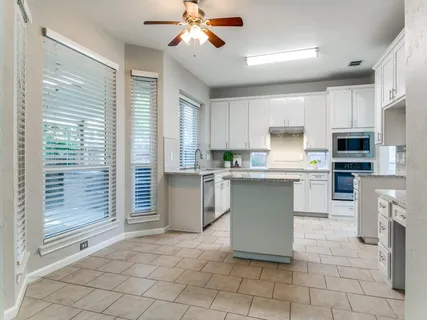 $529,000 | 1723 Autumn Ridge Lane, Grapevine, TX 76051