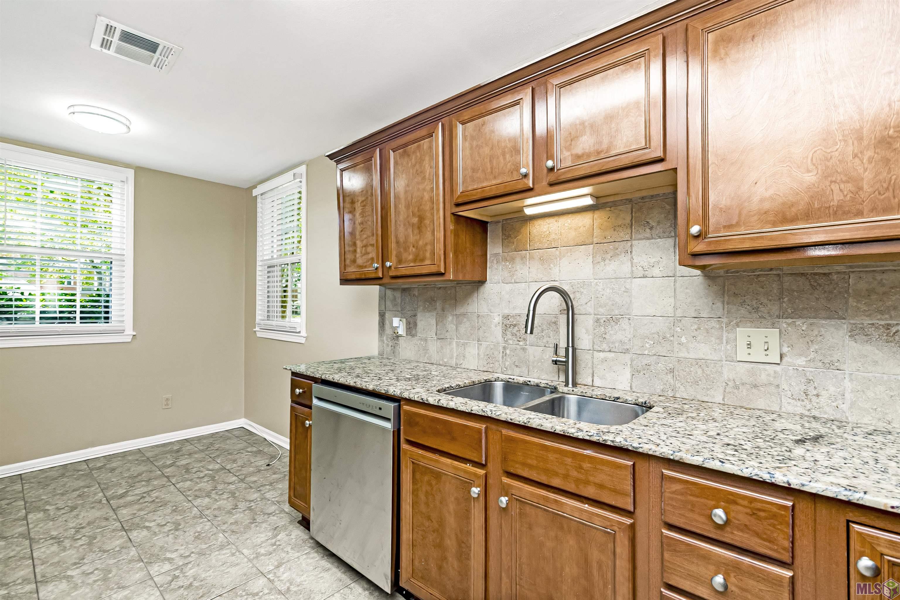 7955 Jefferson Pl Boulevard, Unit 33D Baton Rouge, LA 70809 - Photo 16 of 28