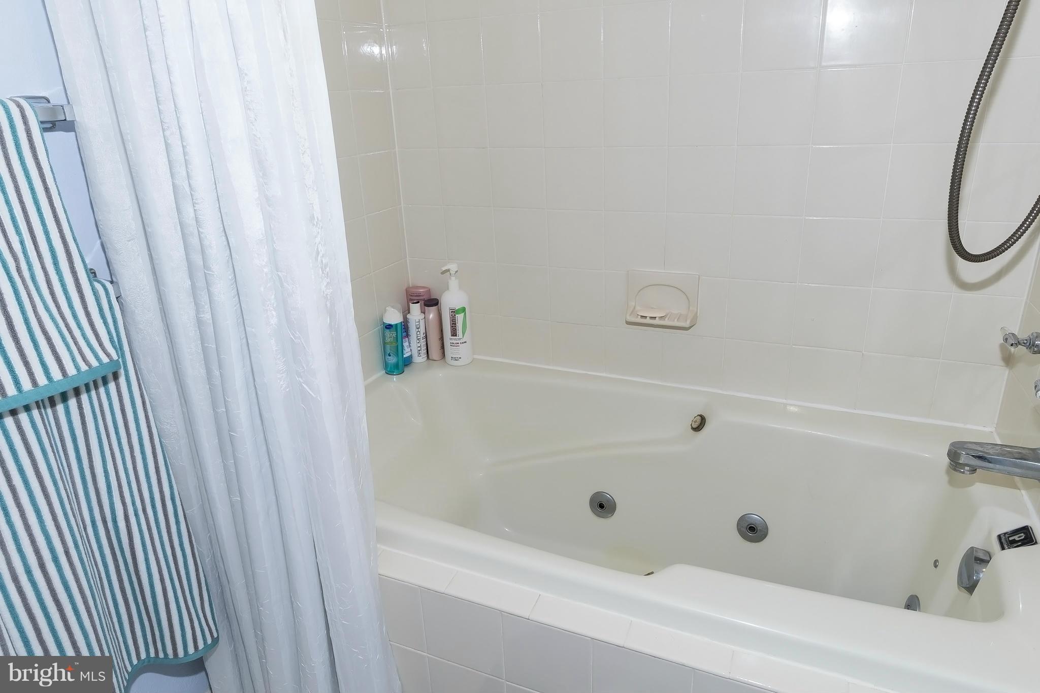 1716 Truro Road Crofton, MD 21114 - Photo 23 of 30 Bath