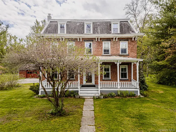 $785,000 | 168 County Road 26A, Stuyvesant, NY 12173