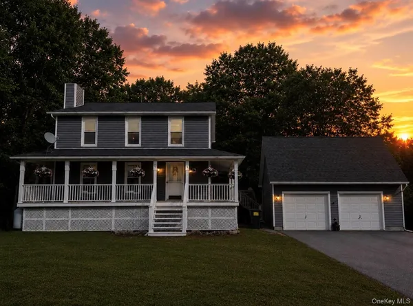 $574,000 | 94 Jansen Road, Pine Bush, NY 12566