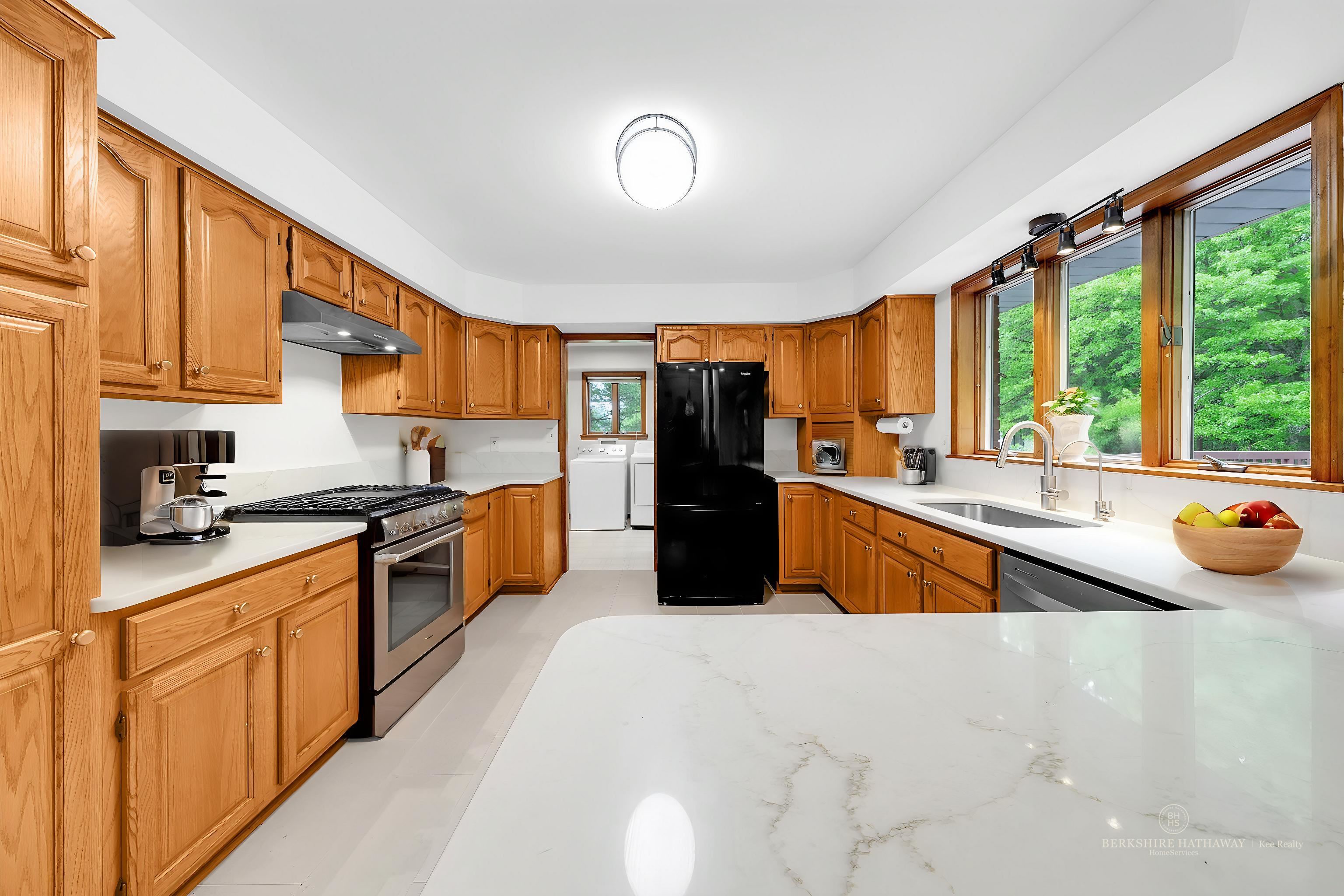 6166 Short Cut Road Marine City, MI 48039 - Photo 4 of 29