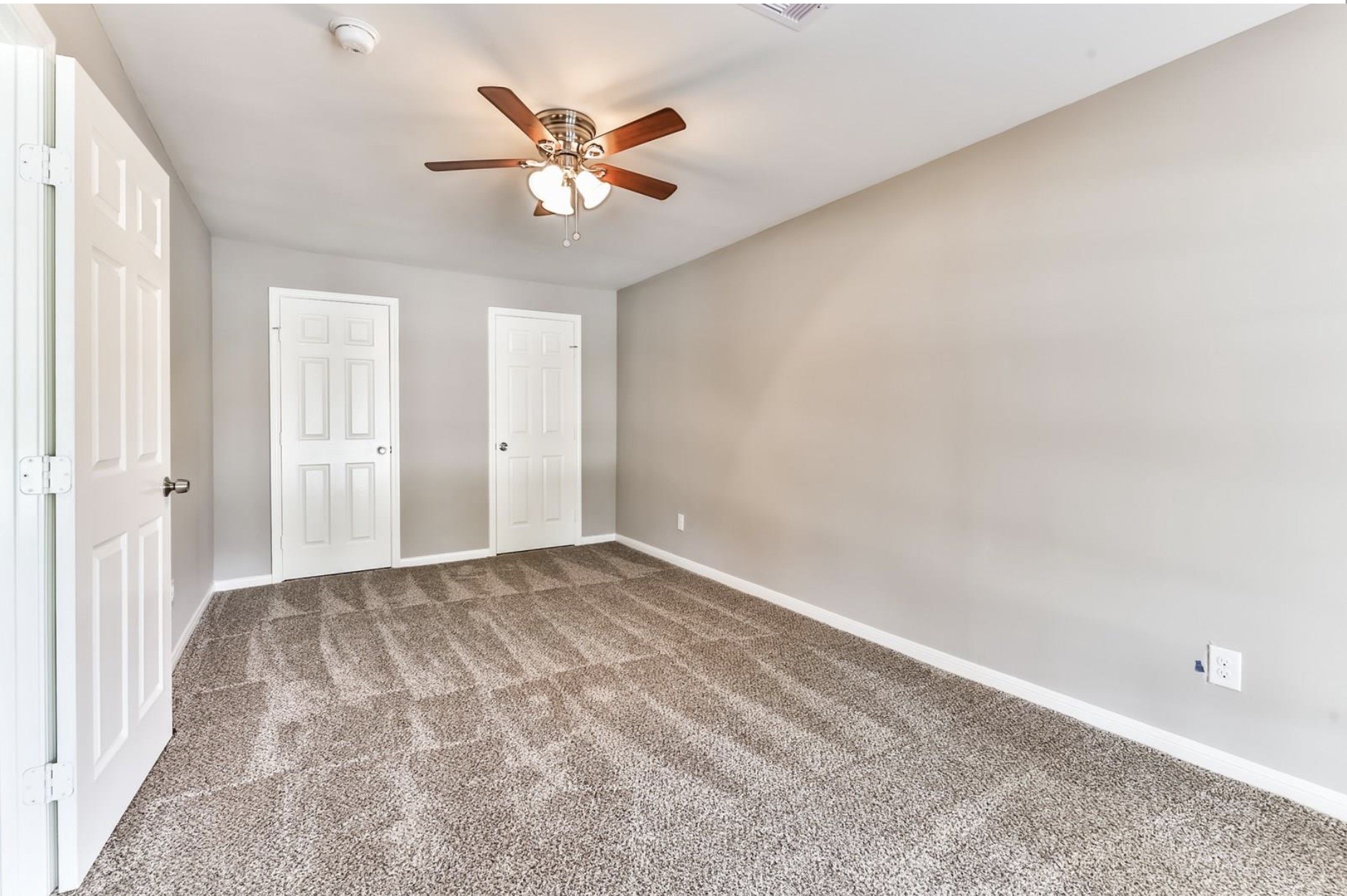 4902 Pershing Street Houston, TX 77033 - Photo 10 of 12