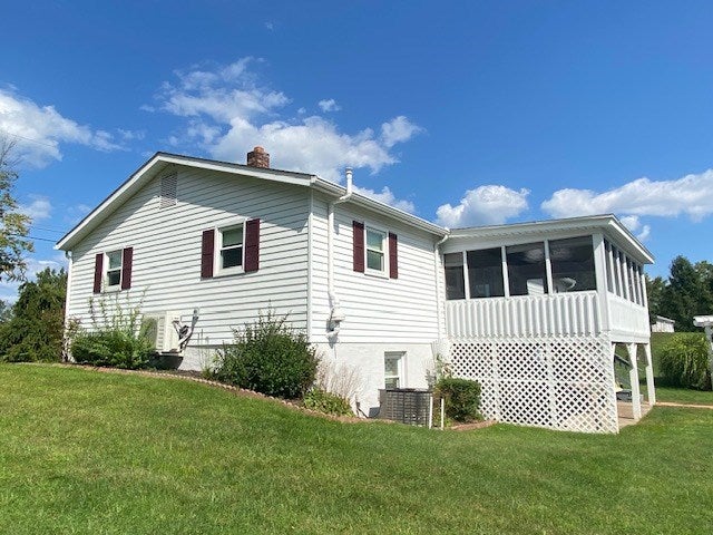 7948 Valley View Road Huntingdon, PA 16652 - Photo 3 of 62 Gallery Image 3