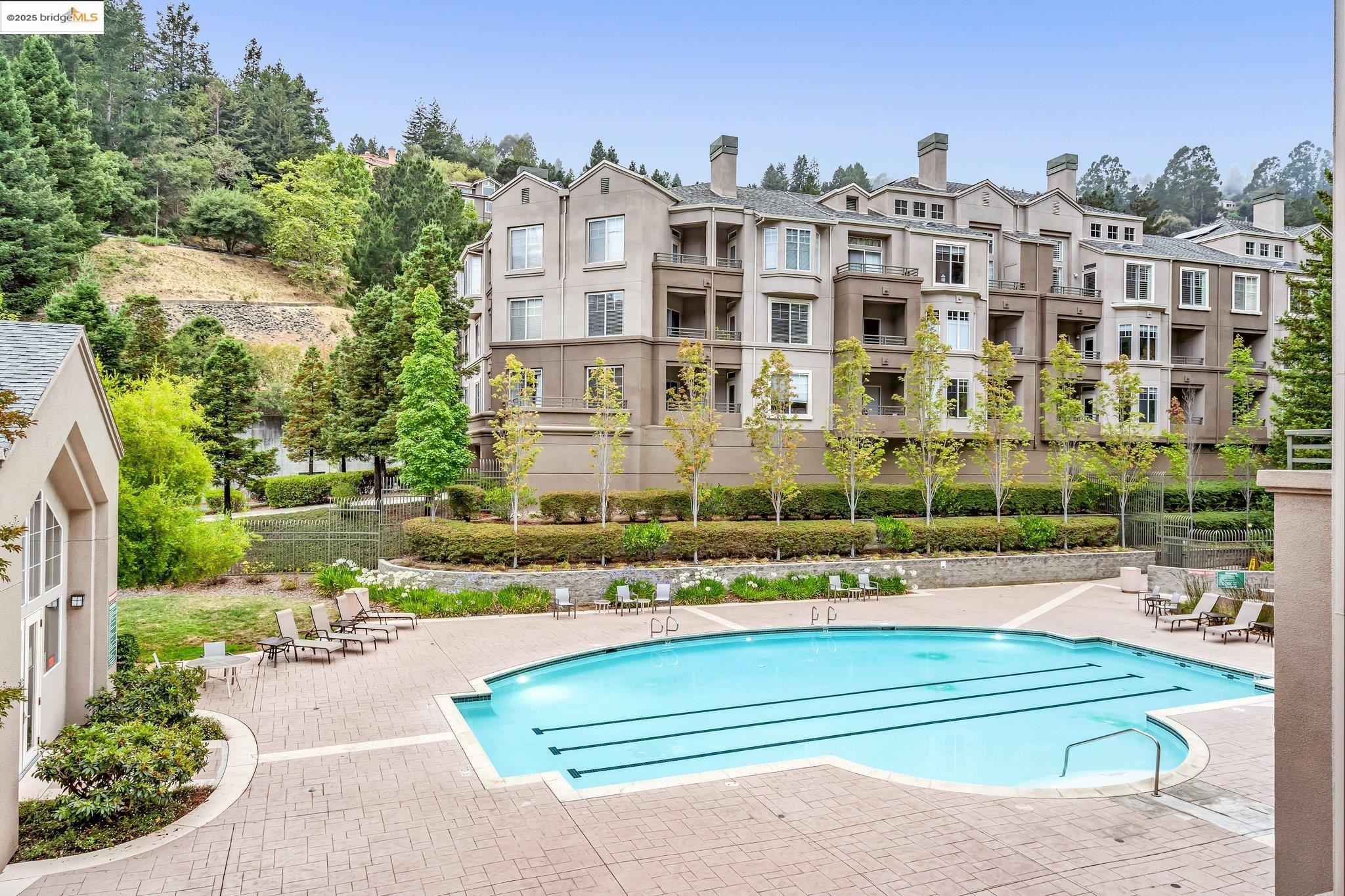 180 Caldecott Lane, Unit U314 Oakland, CA 94618 - Photo 21 of 26