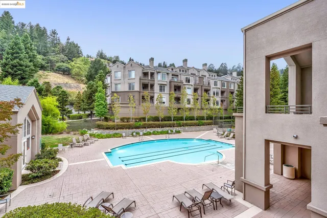 $2,800 | 180 Caldecott Lane, Unit U314, Oakland, CA 94618