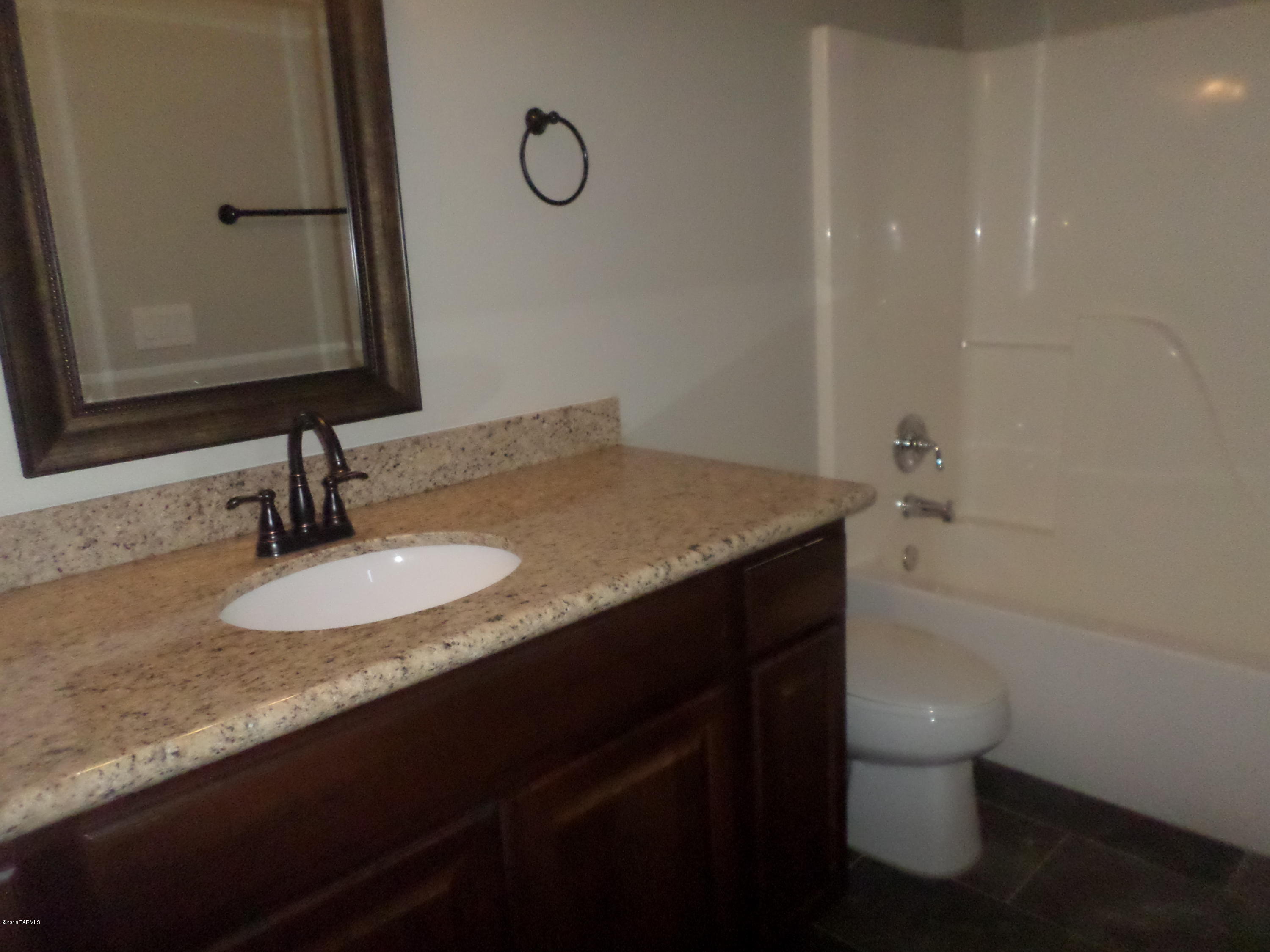 256 Tabascoe Place Tucson, AZ 85755 - Photo 11 of 24