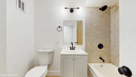 $1,600 | 10406 Michael Todd Terrace, Unit 1E, Glenview, IL 60025