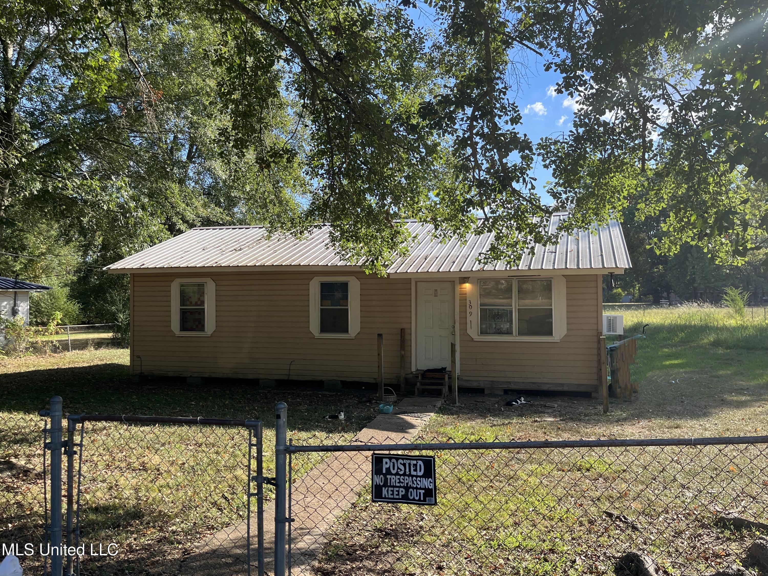 309 Rose Road Grenada, MS 38901 - Photo 1 of 3 309 Rose Rd 1