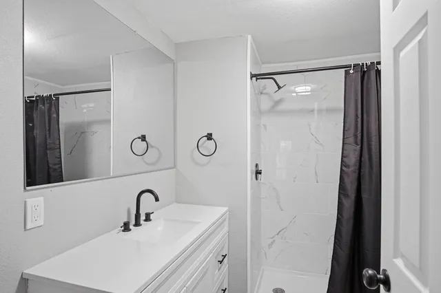 $65,900 | 1225 Magic Sands Way, Turlock, CA 95380