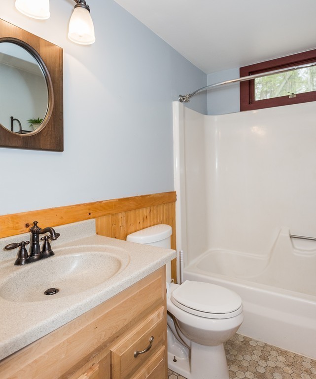 306 Beaver Lake Road Ware, MA 01082 - Photo 14 of 21