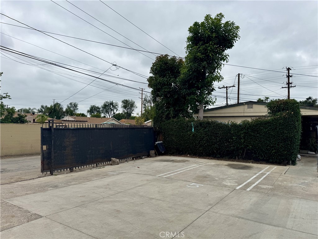 12616 Lambert Road, Unit 5 Whittier, CA 90602 - Photo 8 of 10