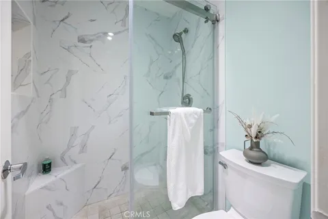 $629,900 | 25712 Le Parc, Unit 20, Lake Forest, CA 92630