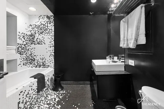 $2,000,000 | 50 Pine Street, Unit 2 | Financial District