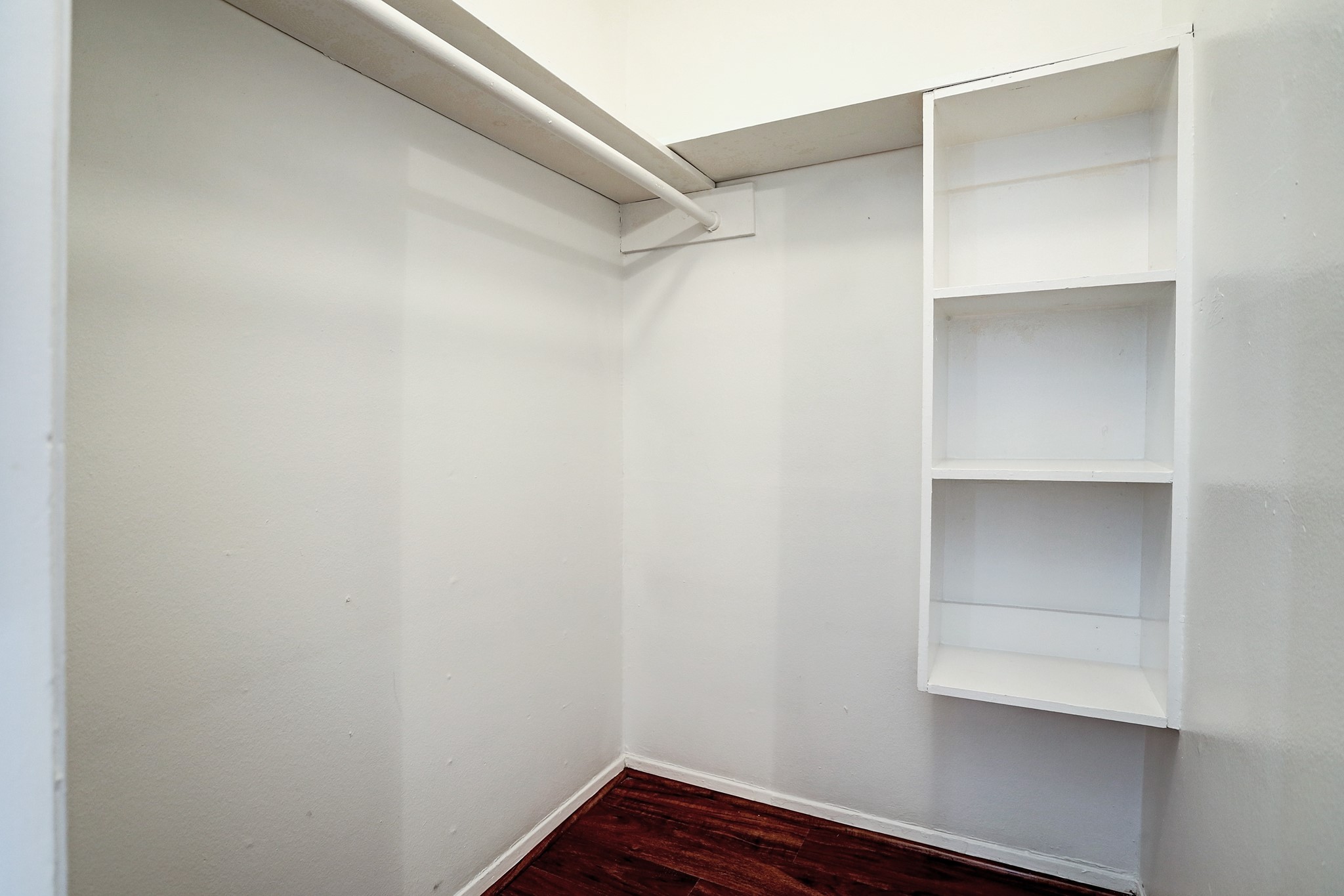 513 Ridge Street, Unit 21 Houston, TX 77009 - Photo 9 of 9 a view of an empty walk in closet