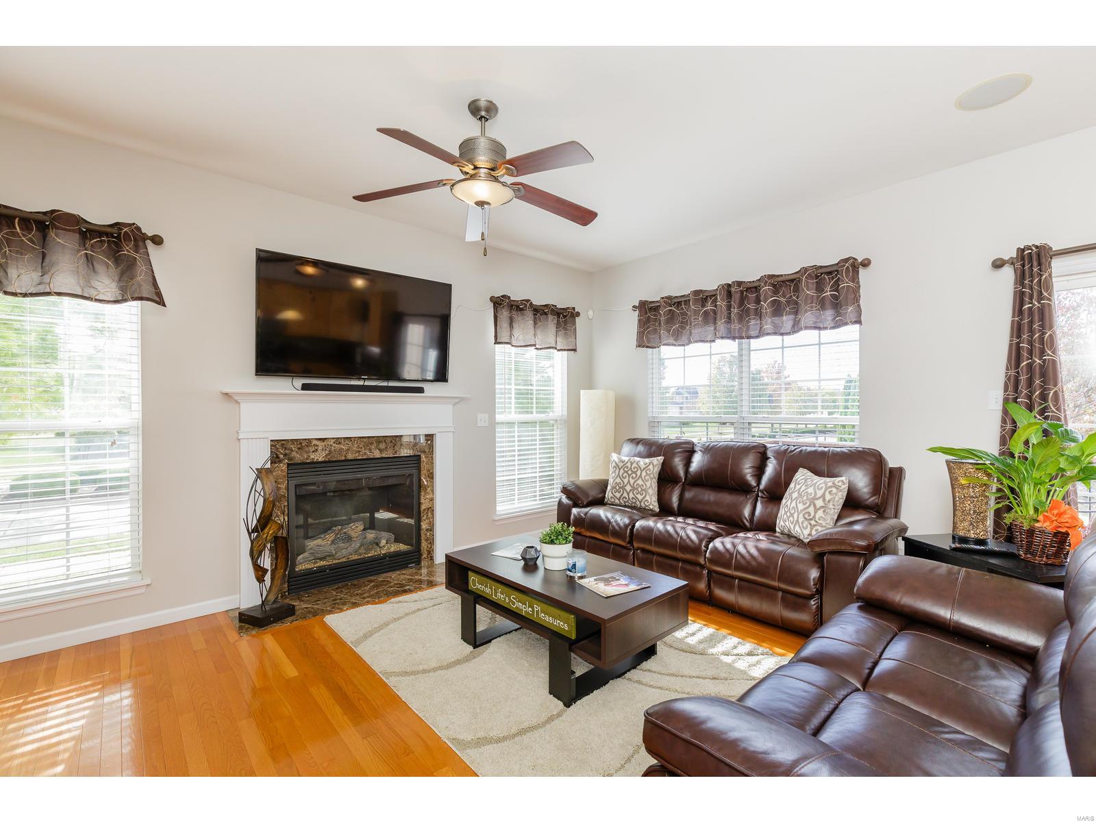 3301 Timbercross Place St. Charles, MO 63301 - Photo 4 of 46