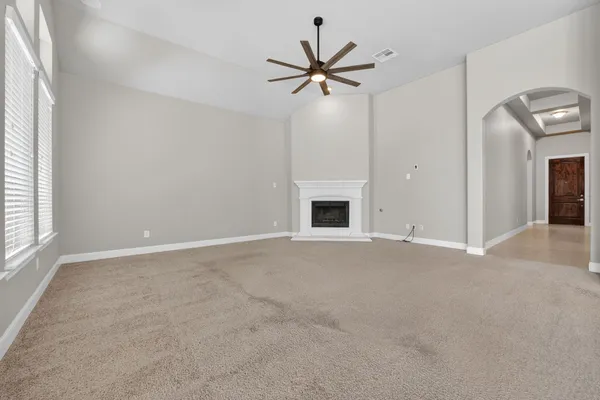 $2,375 | 21413 Hines Lane, Pflugerville, TX 78660