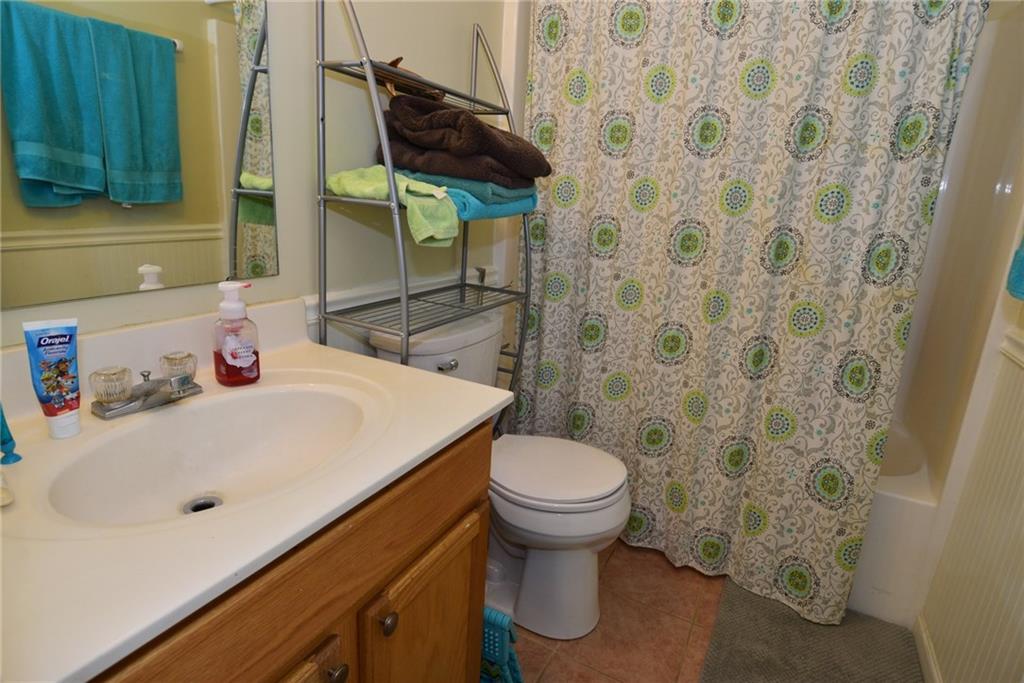 5864 Decatur Ridge Drive Indianapolis, IN 46221 - Photo 12 of 21