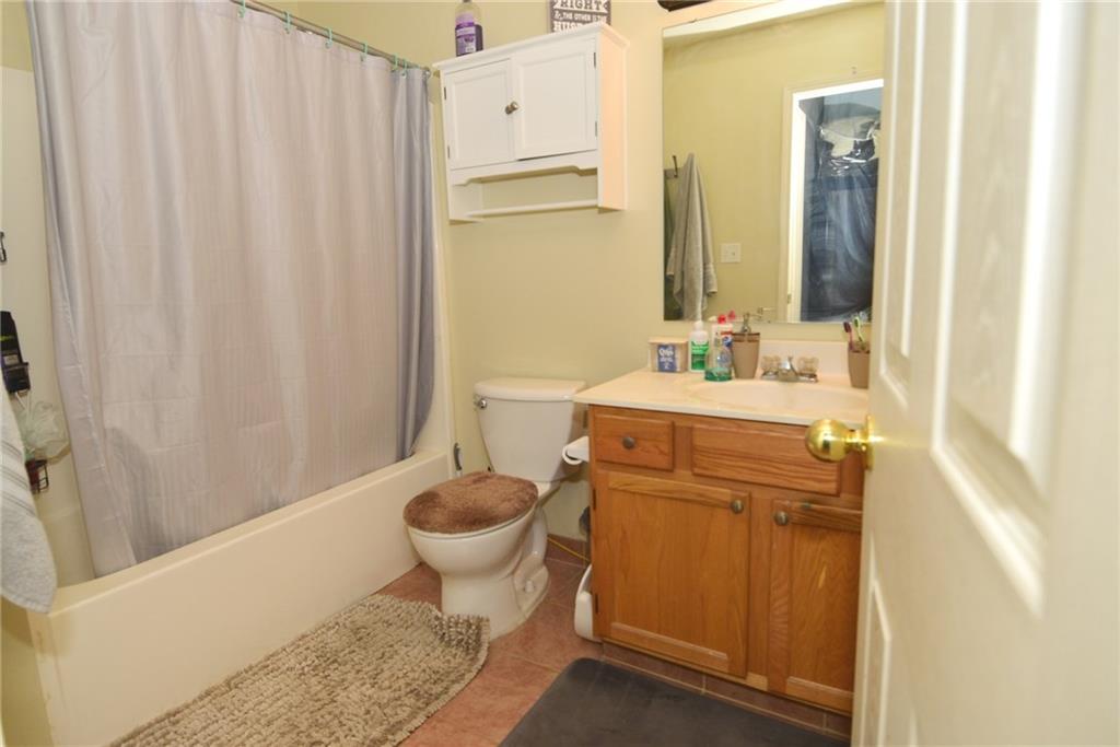 5864 Decatur Ridge Drive Indianapolis, IN 46221 - Photo 17 of 21