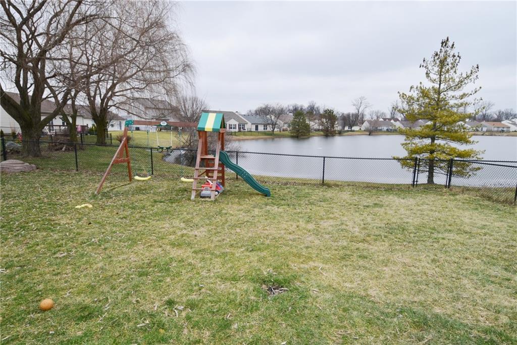 5864 Decatur Ridge Drive Indianapolis, IN 46221 - Photo 18 of 21