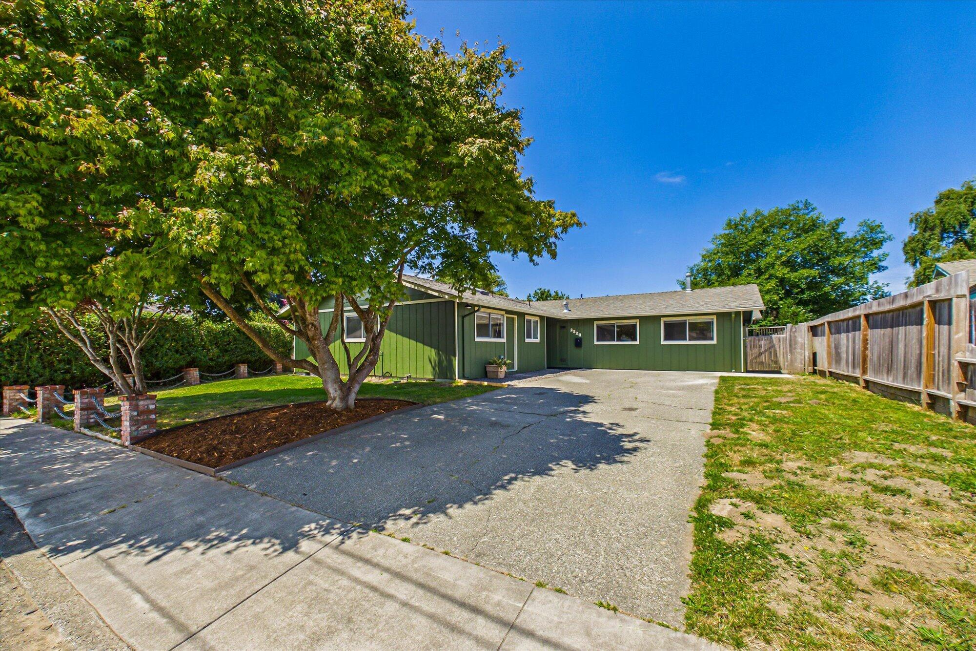 2529 Baldwin Street Arcata, CA 95521 - Photo 11 of 66