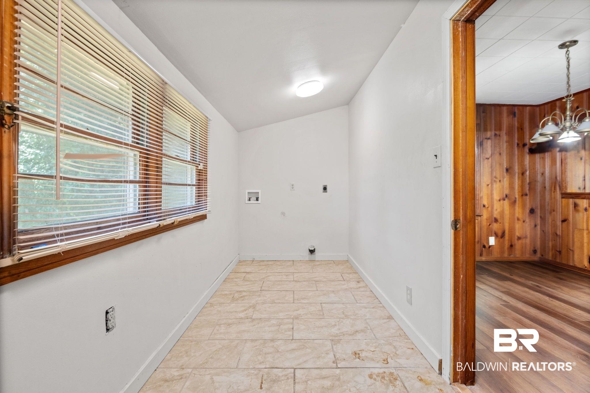 3431 Kay Street Mobile, AL 36612 - Photo 11 of 25
