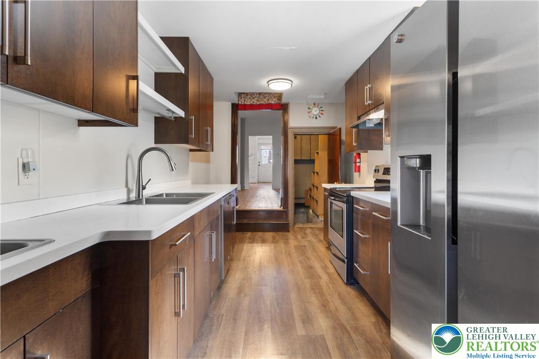 104 South Chestnut Street Bath, PA 18014 - Photo 11 of 33